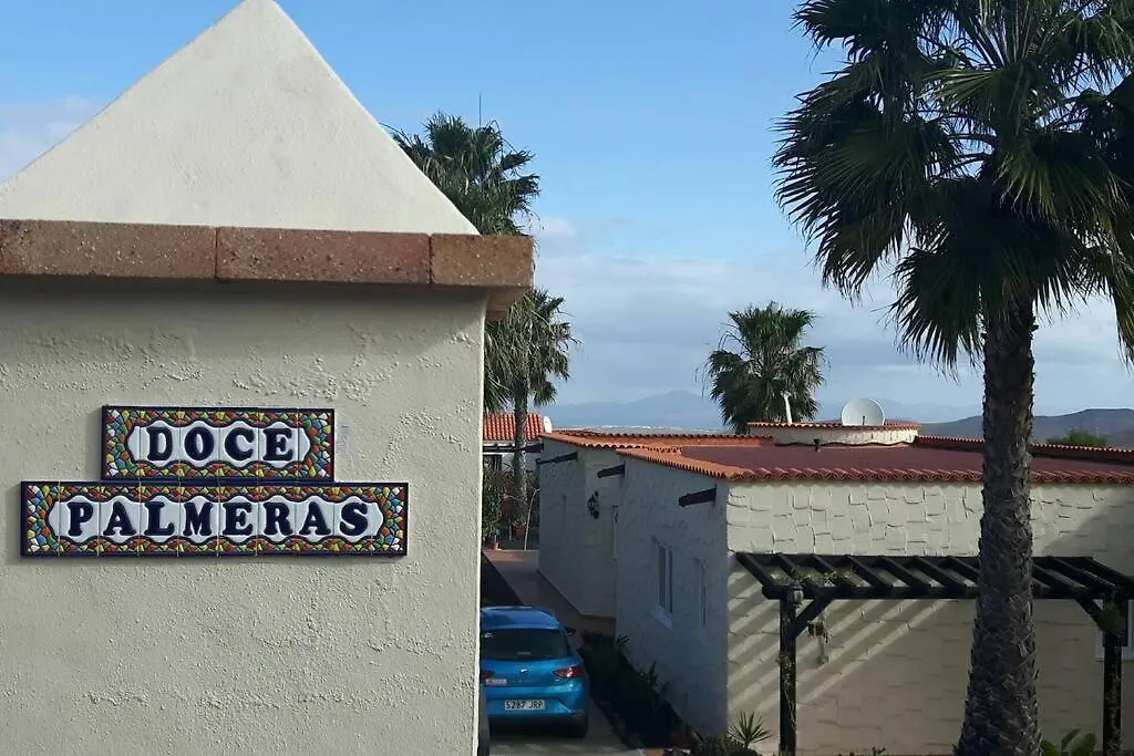 Doce Palmeras, Stunning Villa In Beautiful Gardens La Oliva Spain