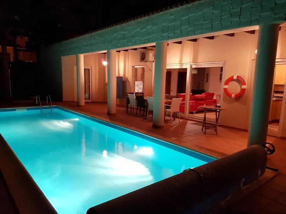 Doce Palmeras, Stunning Villa In Beautiful Gardens La Oliva Spain