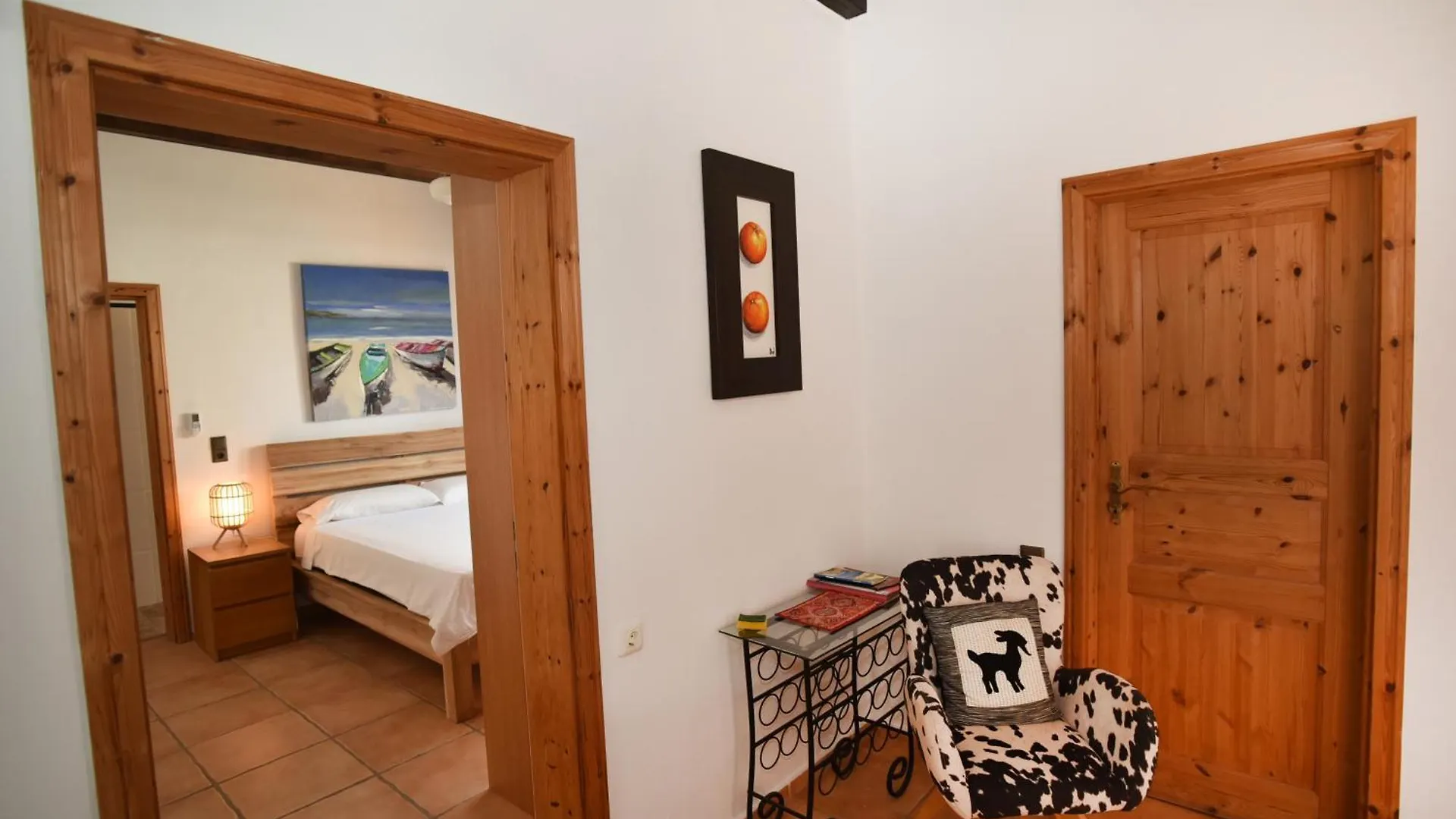 Doce Palmeras, Stunning Villa In Beautiful Gardens La Oliva
